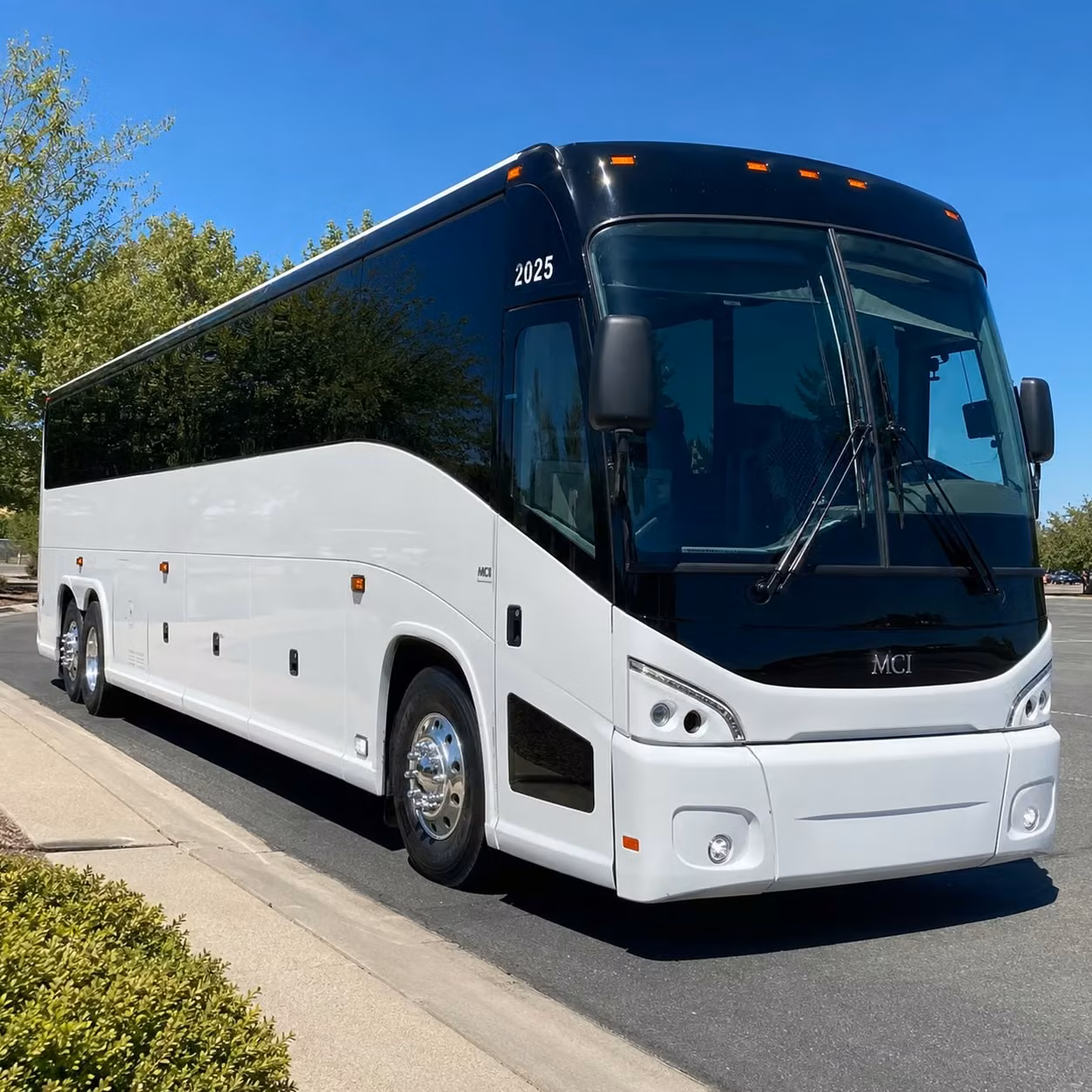 bringing portland sports teams fan groups and school groups to tournaments and away games in style