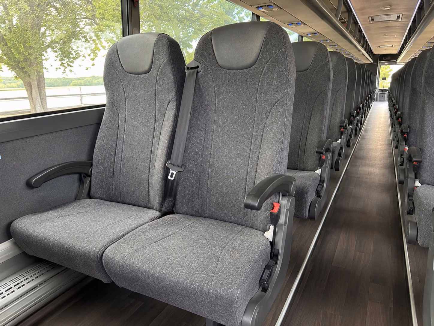 how bus type changes charter bus prices in portland oregon