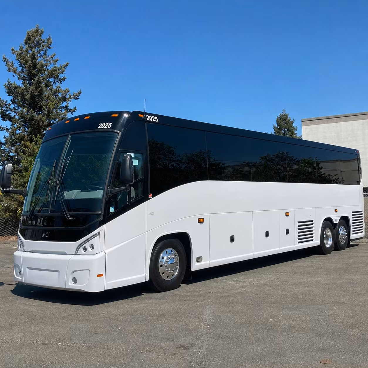 let charterbusportland com handle long distance wedding guest shuttles across oregon and washington