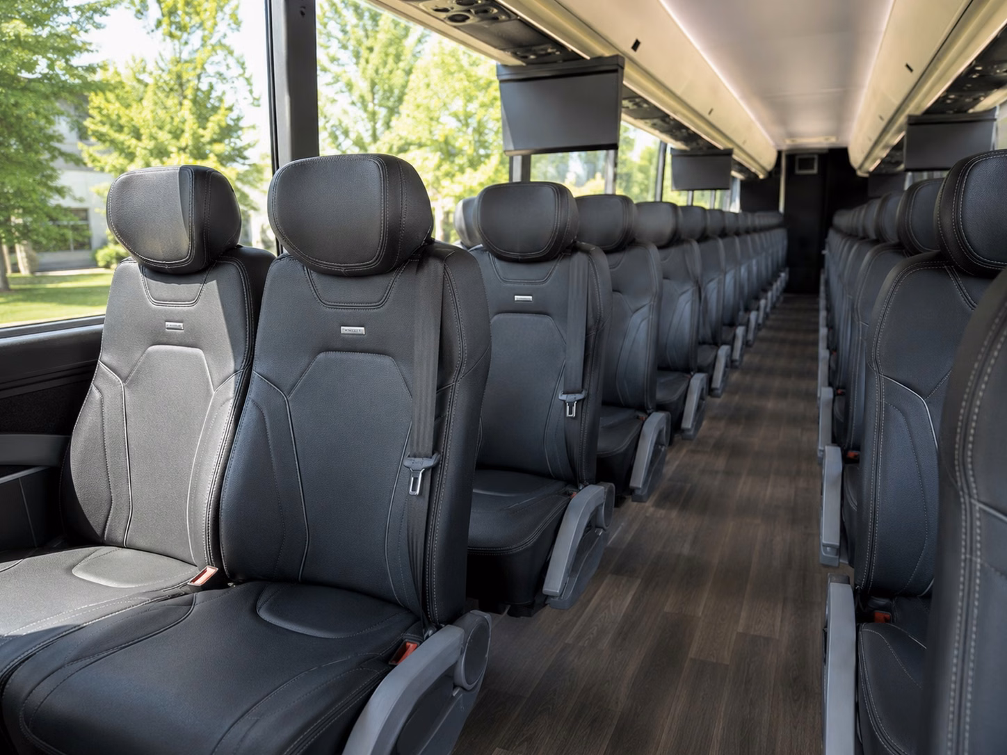 portland airport transfers make out of town wedding guests feel taken care of